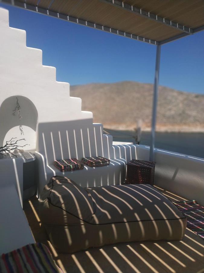 Panormos Art Villas & Suites エクステリア 写真